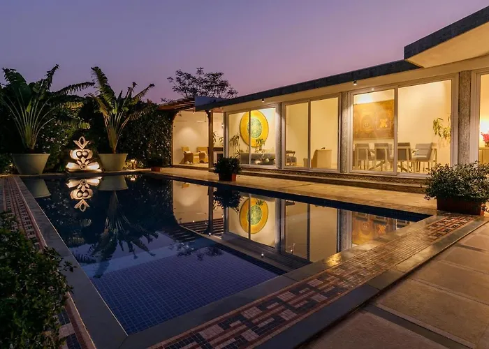 Le Sutra Great Escapes: Artistic Mountain Retreat with Pool Villa Lonavala